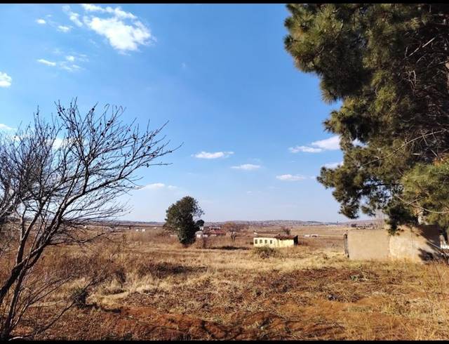 LAND FOR SALE IN LENASIA SOUTH